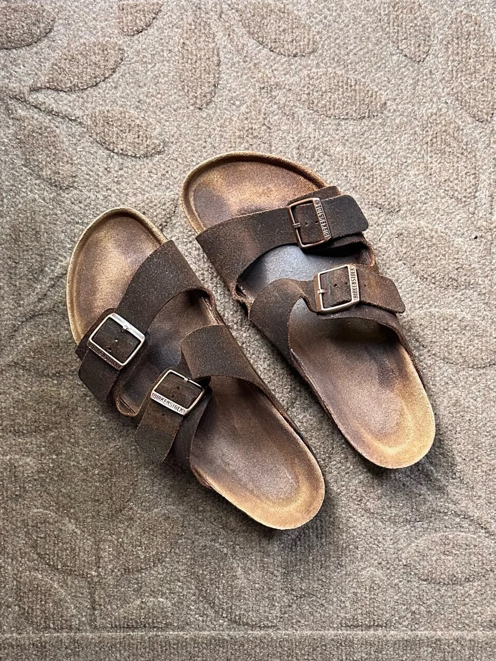 Birkenstock Arizona Men’s Double Strap Sandals in Mocha Suede, EU43/US10 NARROW